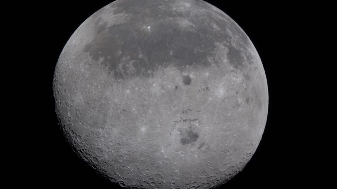 Astronauts set distance record, revealing the Moon as a place to be explored
